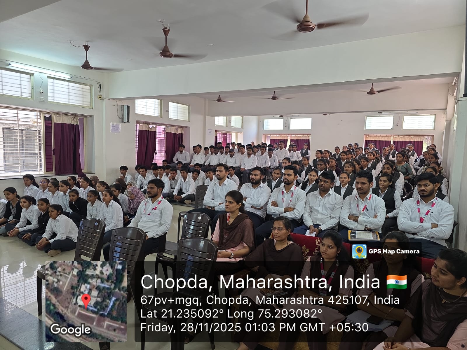 Today, on 28/11/2025, a one-day awareness workshop on ‘Know Your Rights: Introduction to the Students’ Grievance Redressal Cell’ was successfully conducted for the newly admitted F.Y. B.Pharm and D.Ph